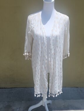 Nation AK Outfits White 100% Cotton Kimono with Gold Dot Detail